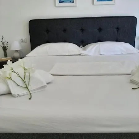 Lägenhet Lalzi 1